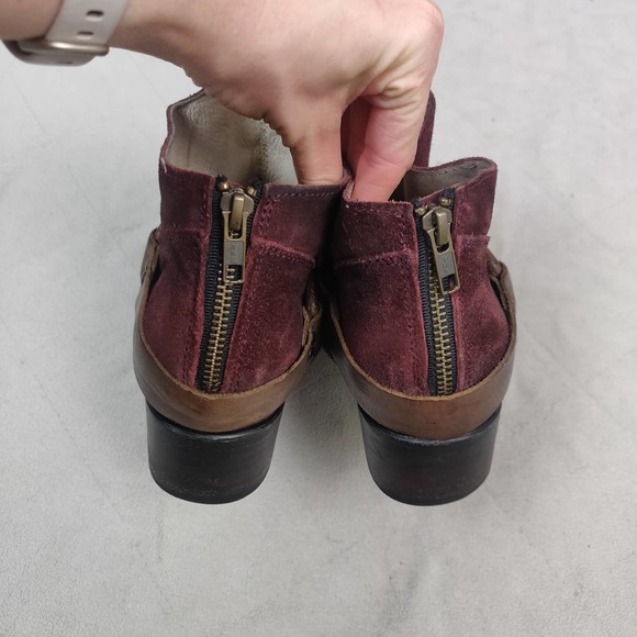 Freebird by Steven Ankle Boots Women's 7 Phlow Red Suede Leather Harness Bootie - Picture 7 of 10